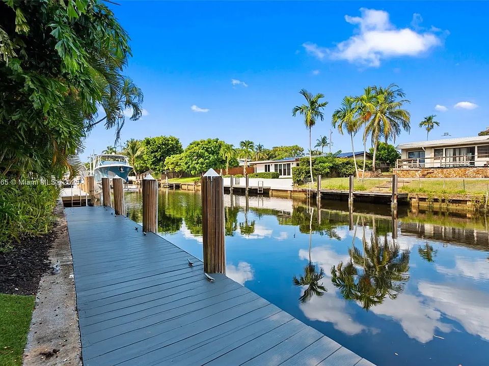 1st image of 2539 Okeechobee Ln