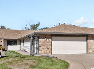 957 N 16th St, Blair, NE 68008