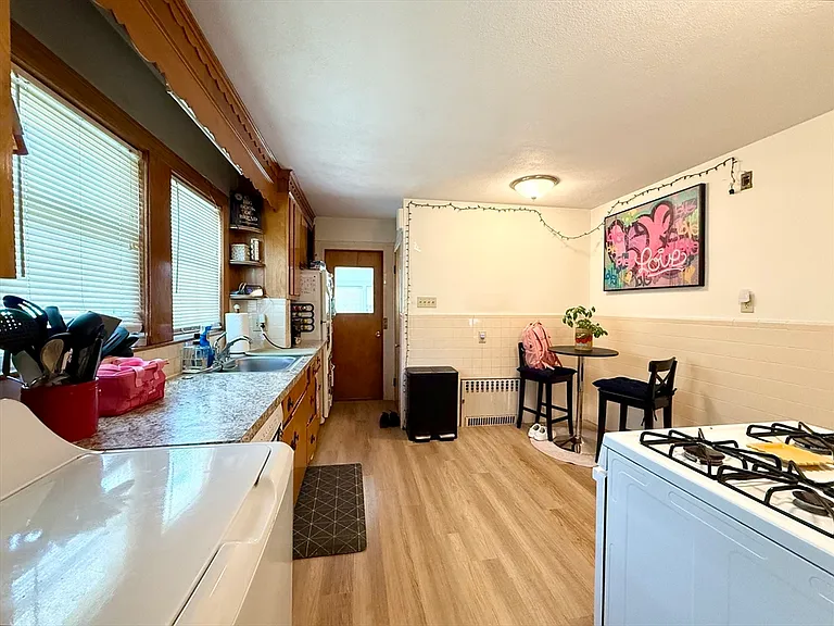91 Shore Dr #2 — Photo 10