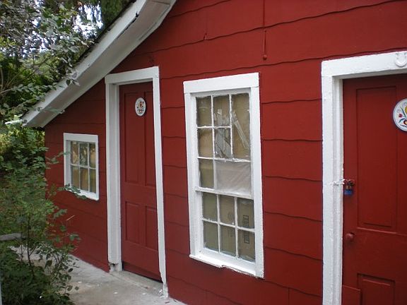 Detached summer kitchen/tool