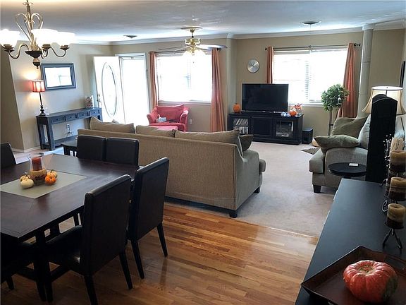 5th image of 515 Dodson Dr