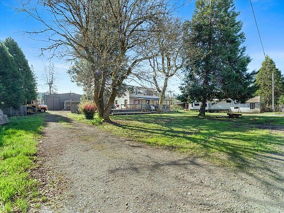 5th image of 125 Hogue Dr