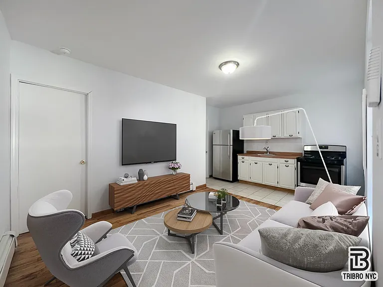 250 4th Ave #1C — Photo 2