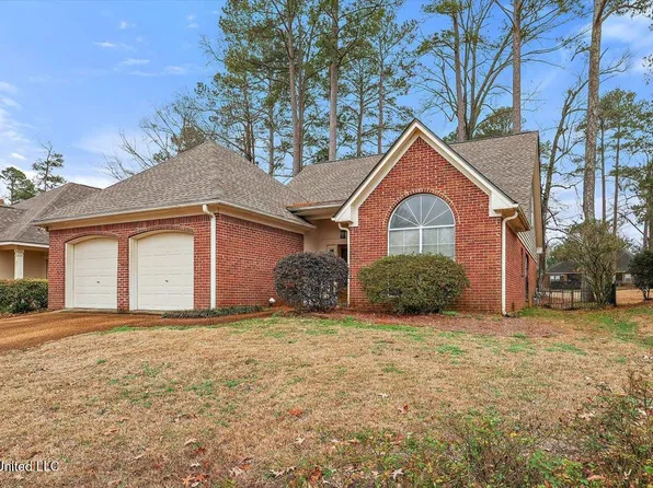 861 N Deerfield Dr, Canton, MS 39046