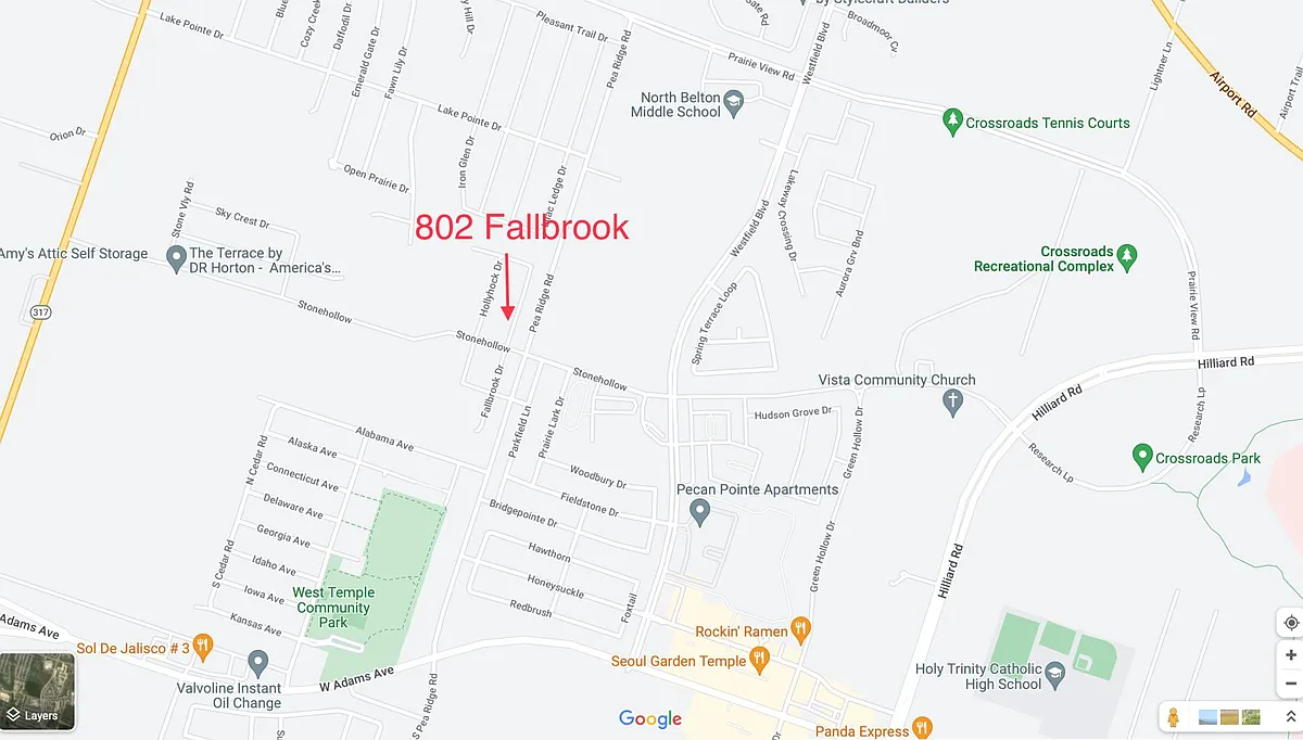 Building Photo - 802 Fallbrook Dr