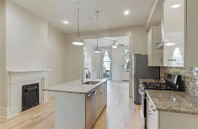 3518 Chestnut St — Photo 6