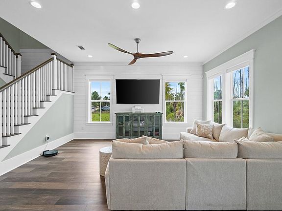 5th image of 225 Cord Grass Way
