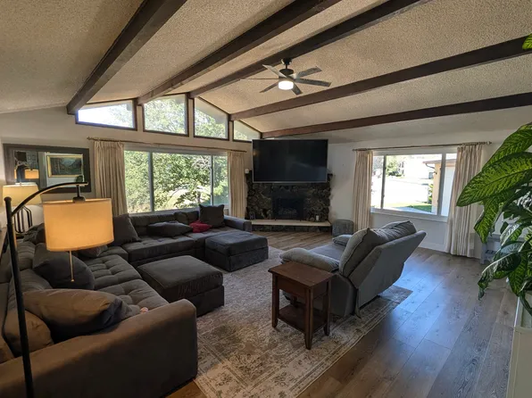 10585 N 6400 W, Highland, UT 84003