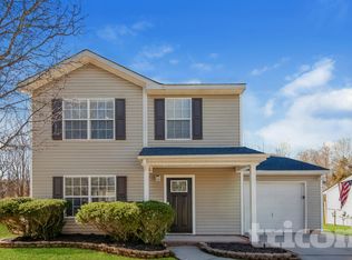3933 Far West Dr, Charlotte, NC 28269