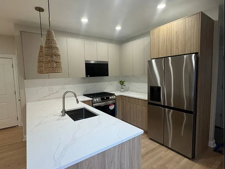 5526 W Edmunds St #2 — Photo 3