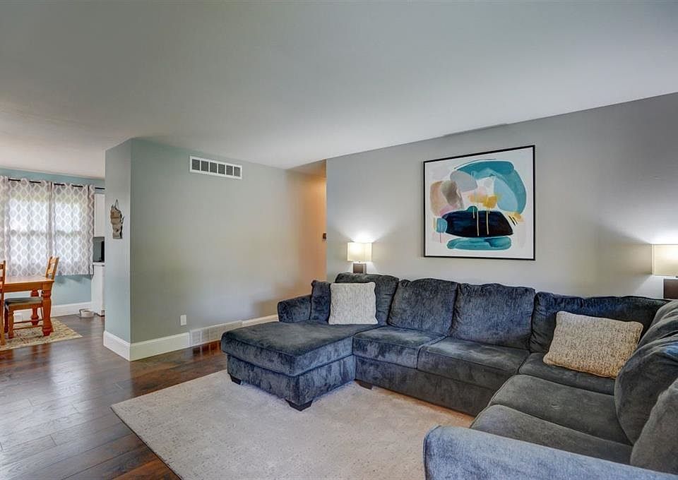 1st image of 5519 Leanne Ln