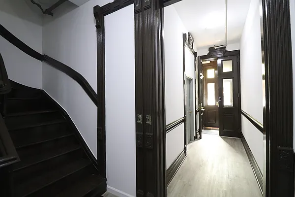 Rented by Nest Seekers International | media 9