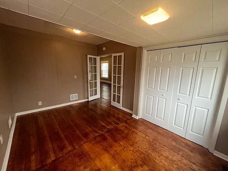 528 Seward St — Photo 8