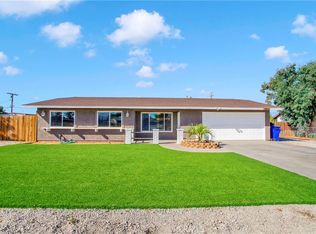 10700 Tecopa Rd, Apple Valley, CA 92308