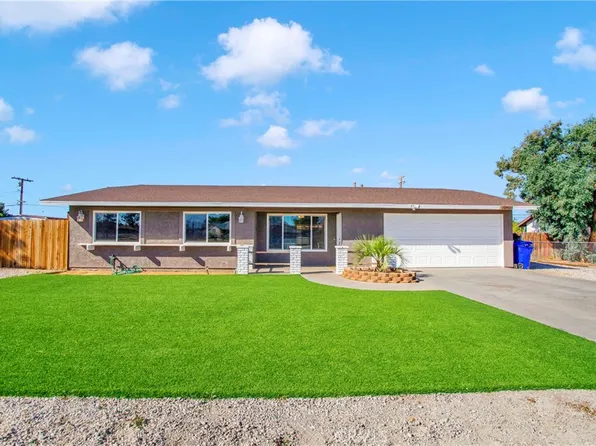 10700 Tecopa Rd, Apple Valley, CA 92308