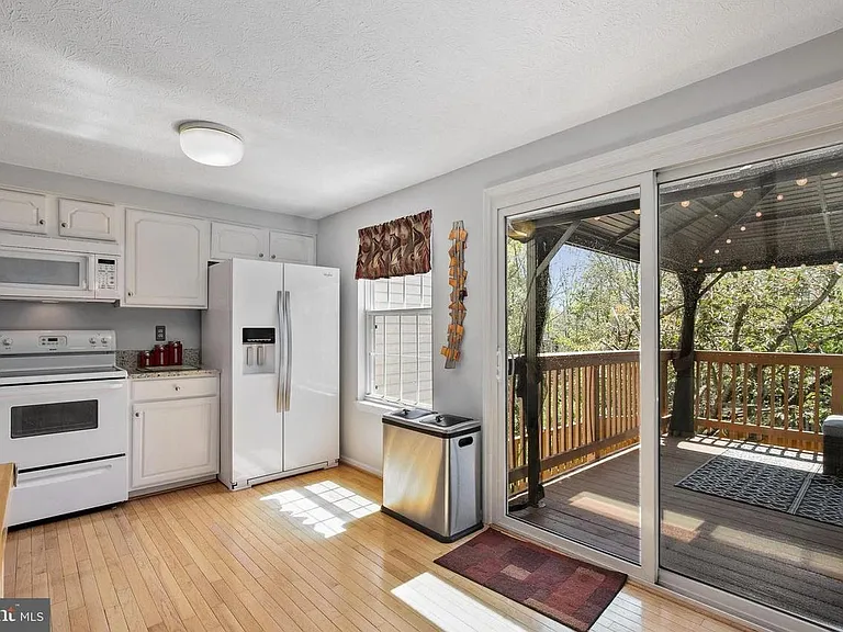 13953 Winding Ridge Ln — Photo 10