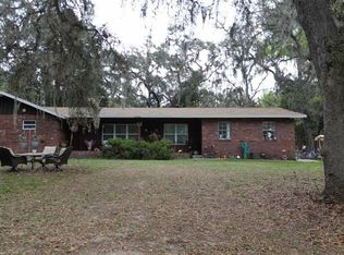 18240 Mount Olive Dr, Dade City, FL 33523