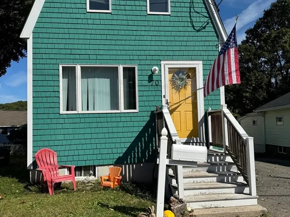 70 Squanto Rd, Weymouth, MA 02191