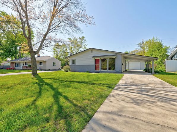520 Parkview Dr, Plymouth, MI 48170