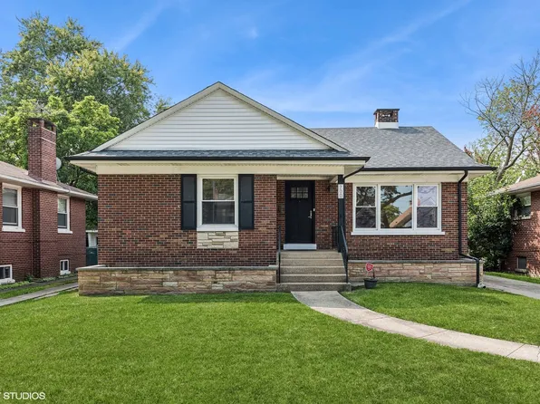 700 Bristol Ave, Westchester, IL 60154