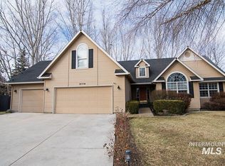 2114 W Parkstone Ct, Meridian, ID 83646