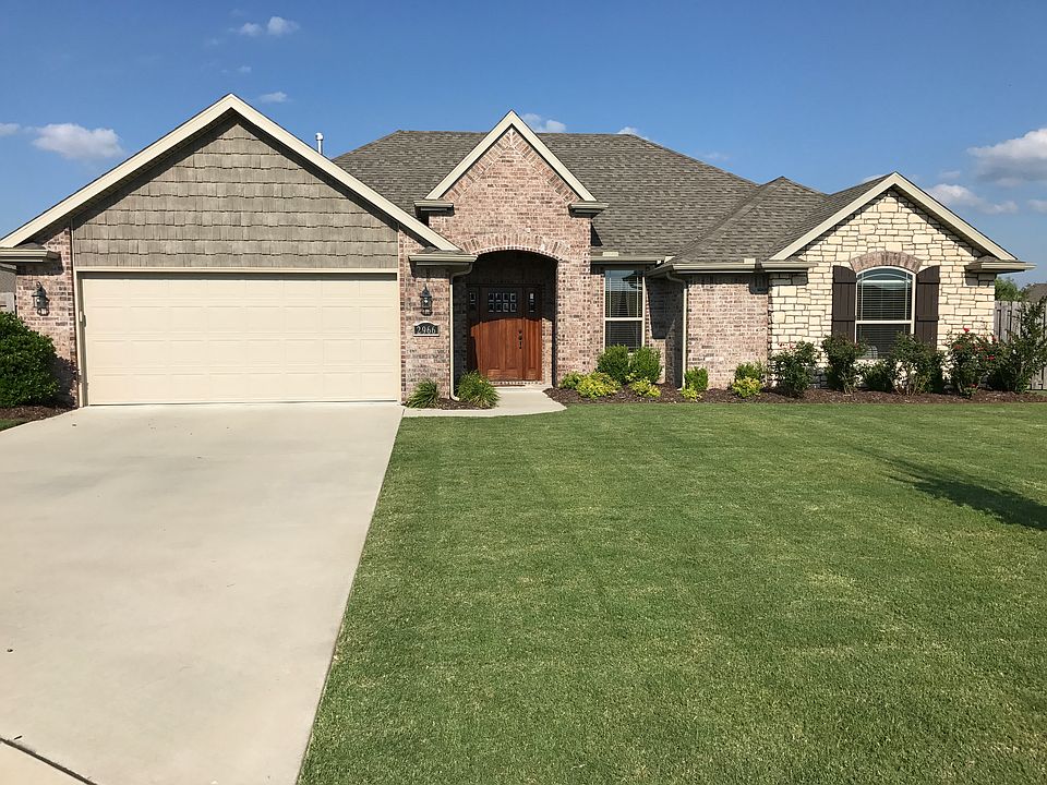 Front View of Home