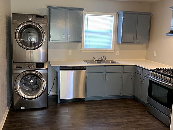 3rd image of 2216 Avenue O