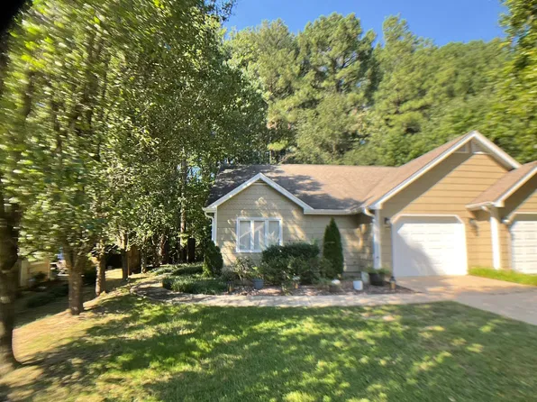 4118 Pin Oak Dr, Durham, NC 27707