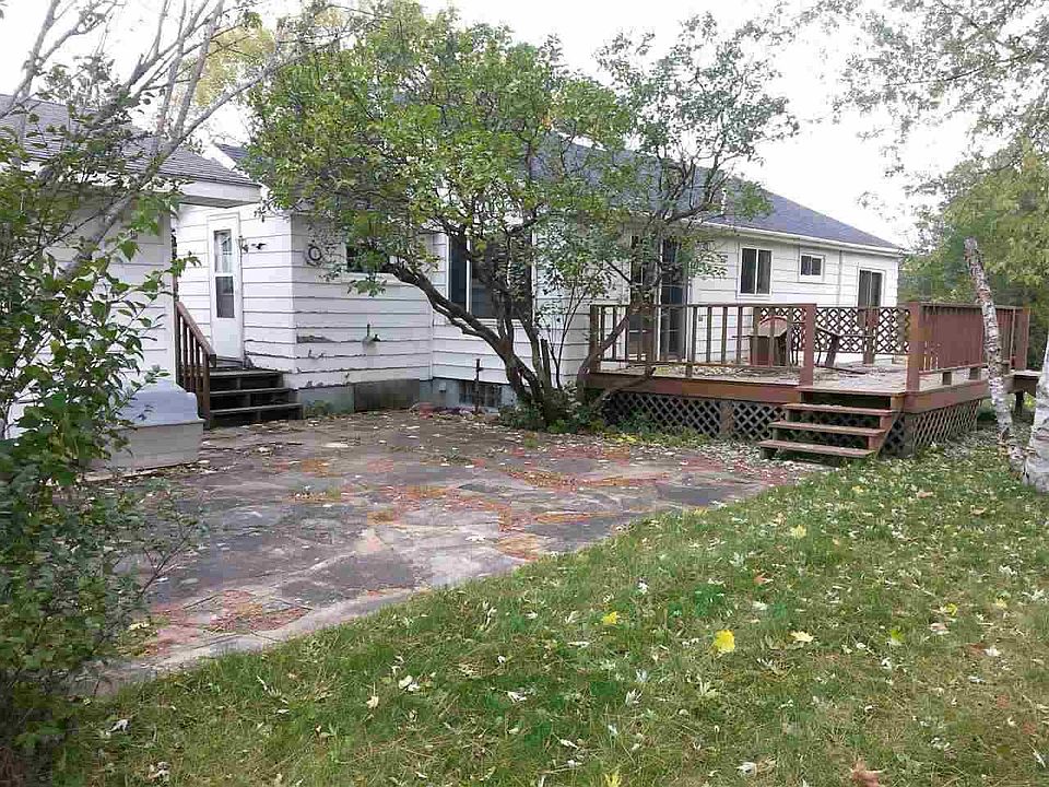 1st image of E5473 Woodland Ave