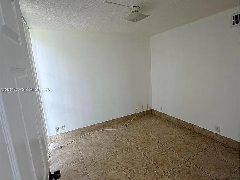 2000 Atlantic Shores Blvd #118 — Photo 5