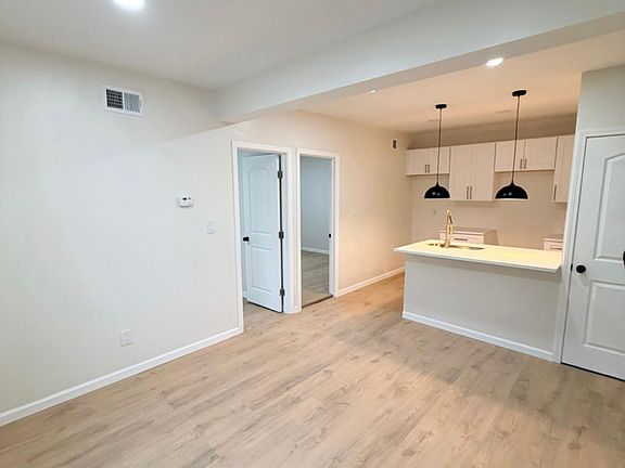 3rd image of 714 College Ave Unit 2