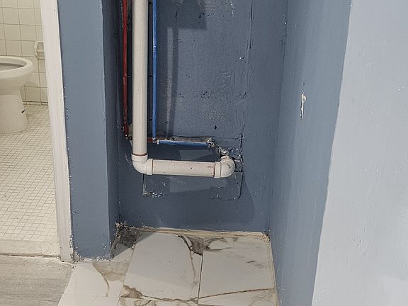 4th image of 154 Fairmount Ave Floor 2
