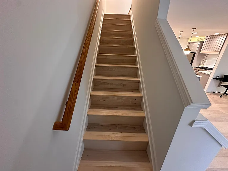 706 Denhoff Dr — Photo 29