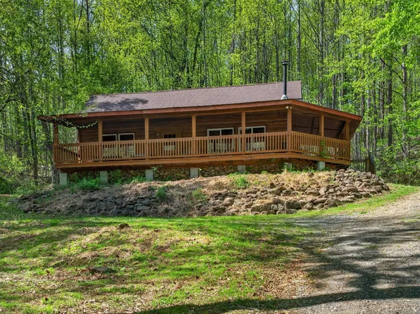 1539 Wheats Valley Rd, Bedford, VA 24523