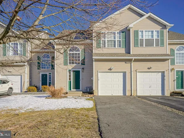 10 Fawn Ct, Lumberton, NJ 08048