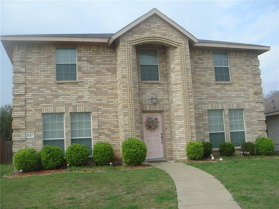 1st image of 837 Horseshoe Ct