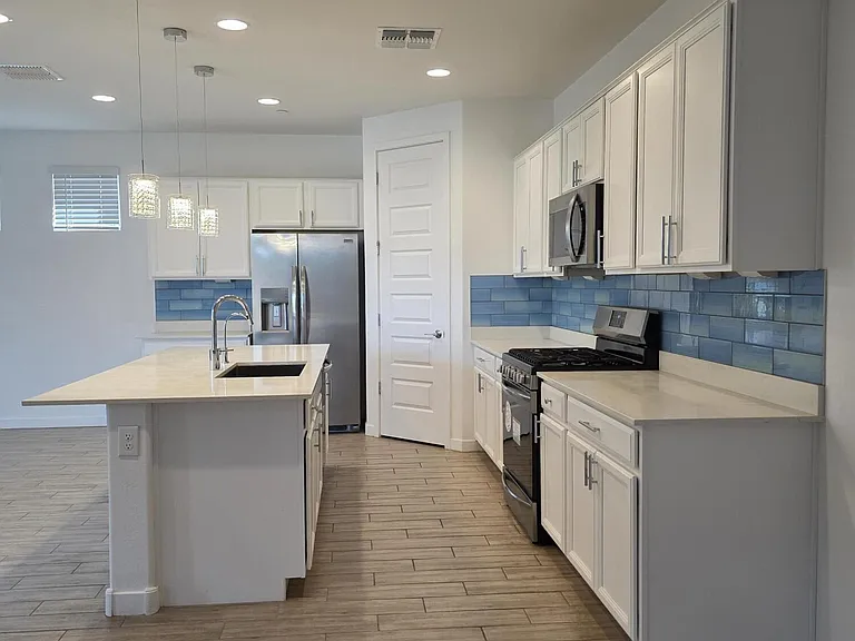 12518 W Cassia Trl — Photo 8