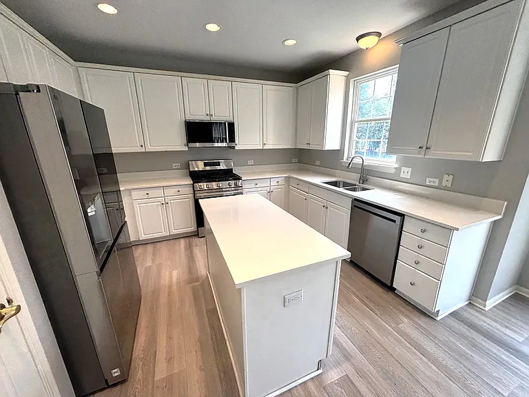 1527 Somerfield Dr — Photo 10