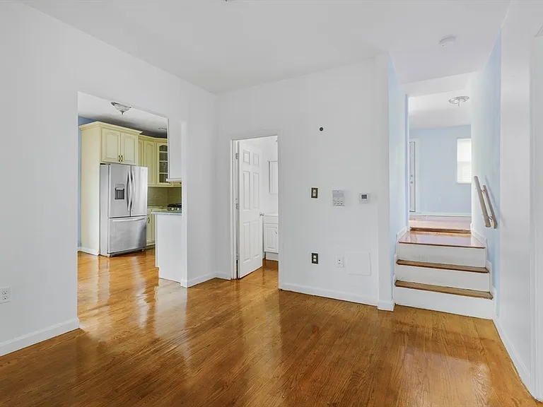 103 Winthrop St #3 — Photo 7