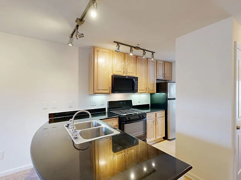 Gayton Pointe Townhomes — Photo 59