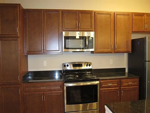 2725 Independence St #101 — Photo 4