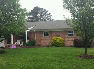 2812 Willowwood Dr, Chesapeake, VA 23323