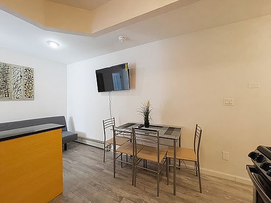 1st image of 626 10th Ave APT 2D