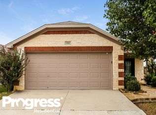 10921 Emeraldpark Ln, Haslet, TX 76052