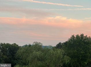 22 Sleepy Knls, Shanks, WV 26761