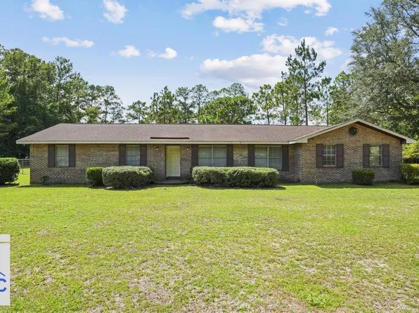 535 Mimosa St, Jesup, GA 31545