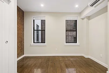 Rented by Cooper & Cooper Real Estate
