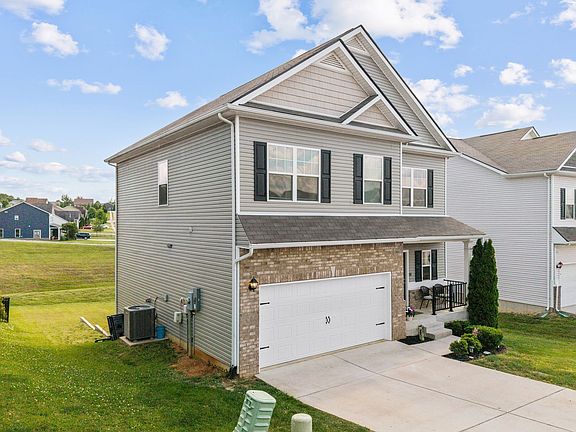 3rd image of 2936 Timewinder Way