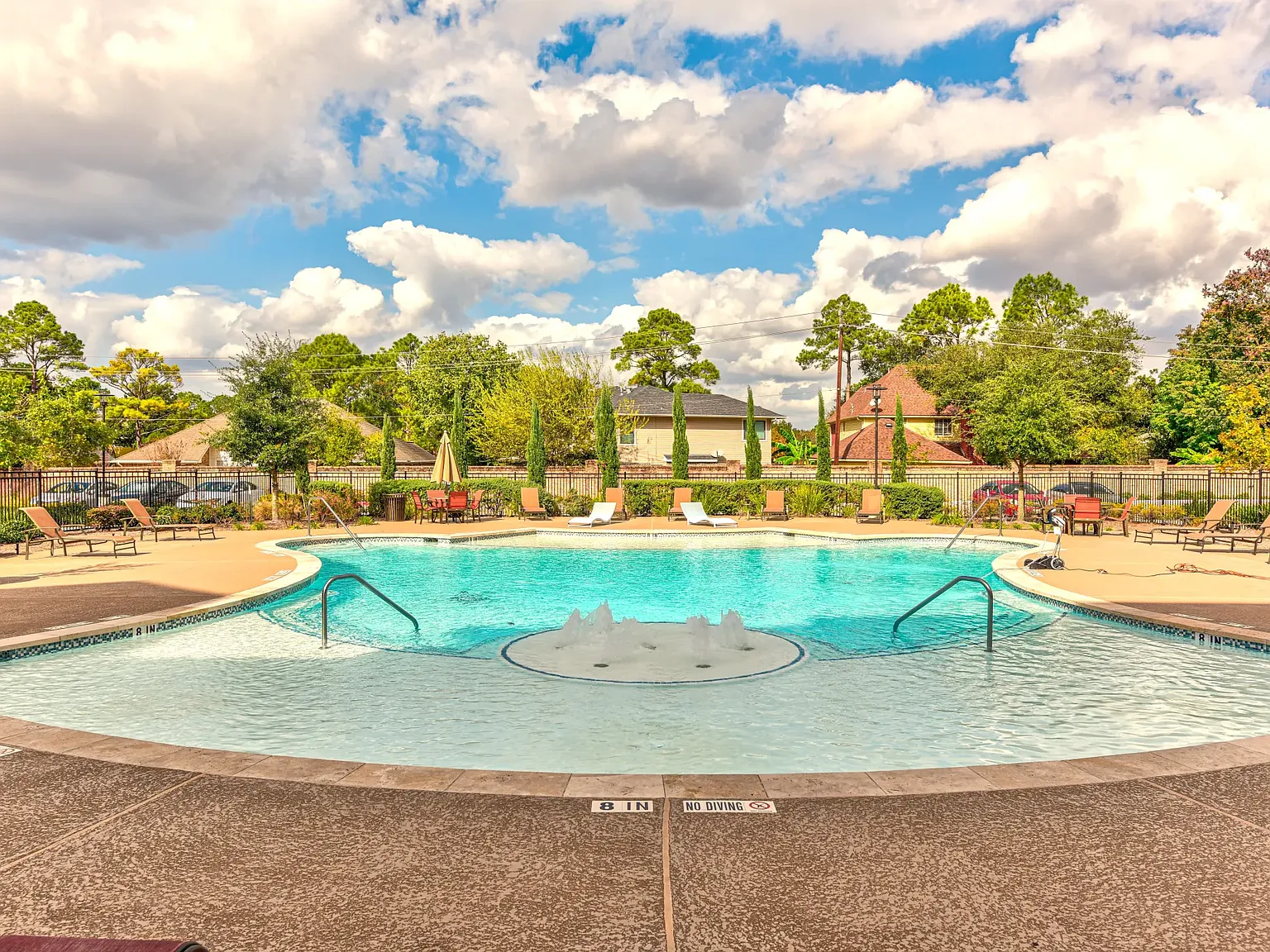 Bella Palazzo Luxury Apartment Community — Photo 2