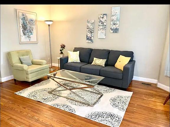 2nd image of 4980 Botanical Ave #1